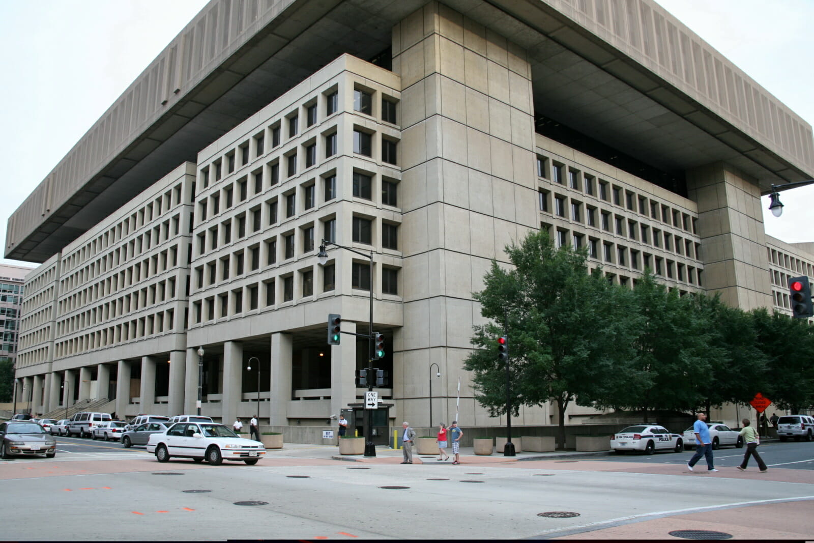 fbi headquarters j. edgar hoover building, washington, D.C.